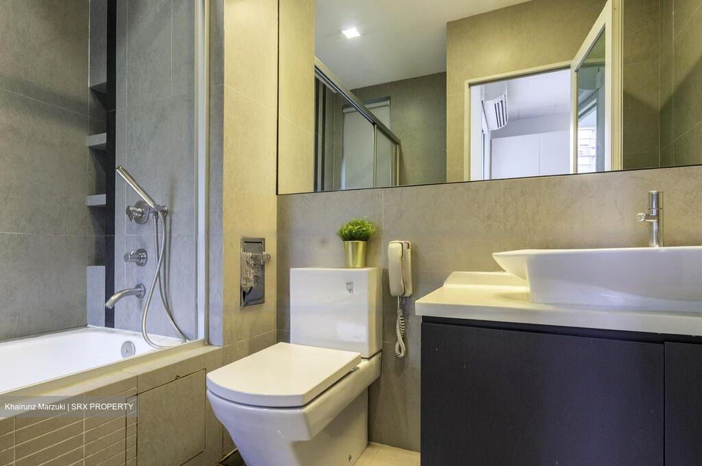 Surrey Road (D11), Apartment #458303941